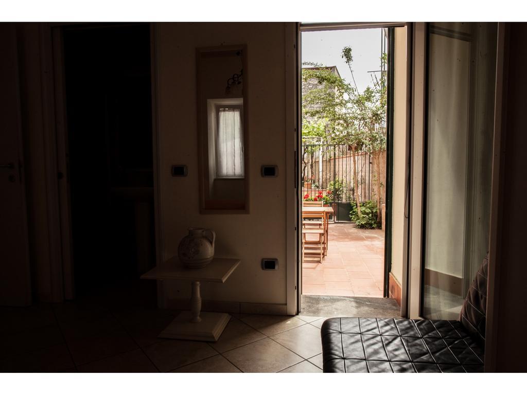 Casa Vacanze Il Gatto Rosso Trecase Habitación foto