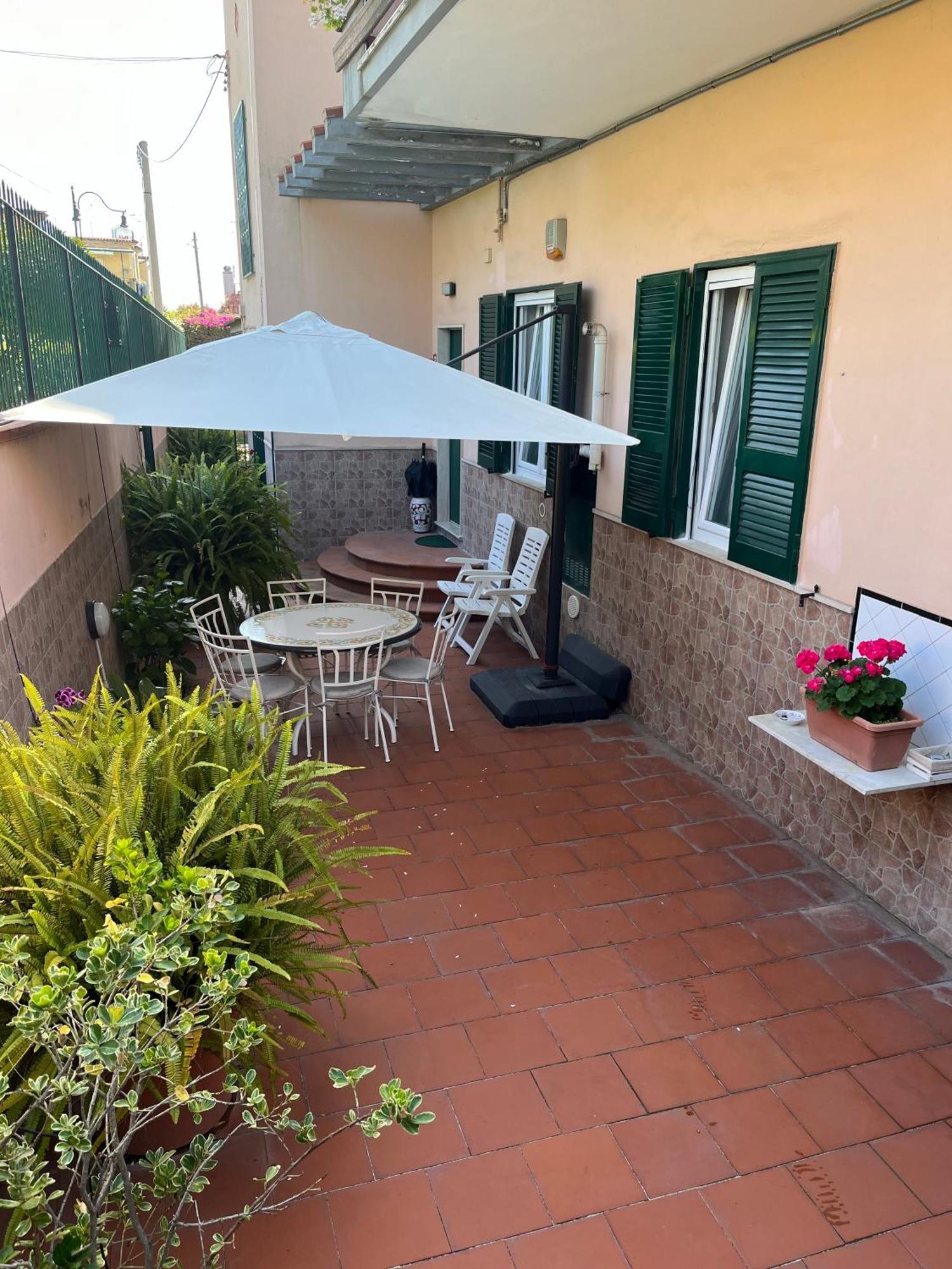 Casa Vacanze Il Gatto Rosso Trecase Exterior foto